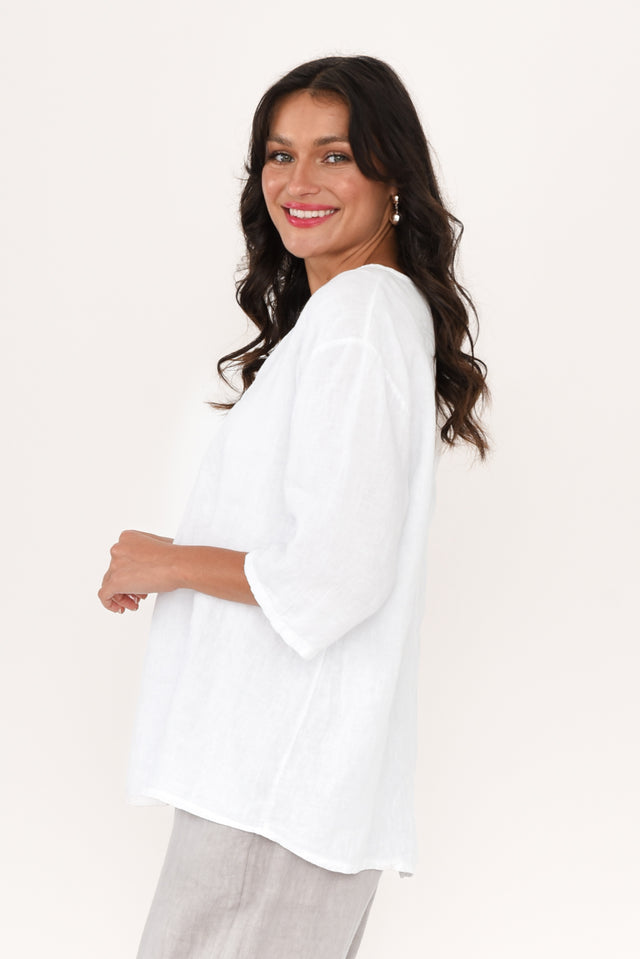 Justine White Linen Top,Brunette model,alt text|model:Brontie image 4