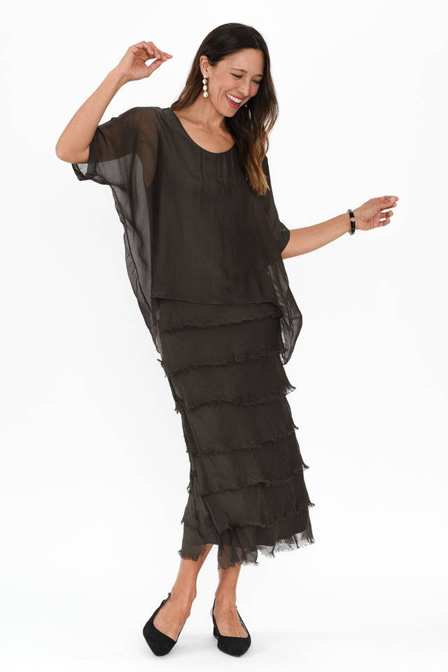 alt text|model:Cara image 2