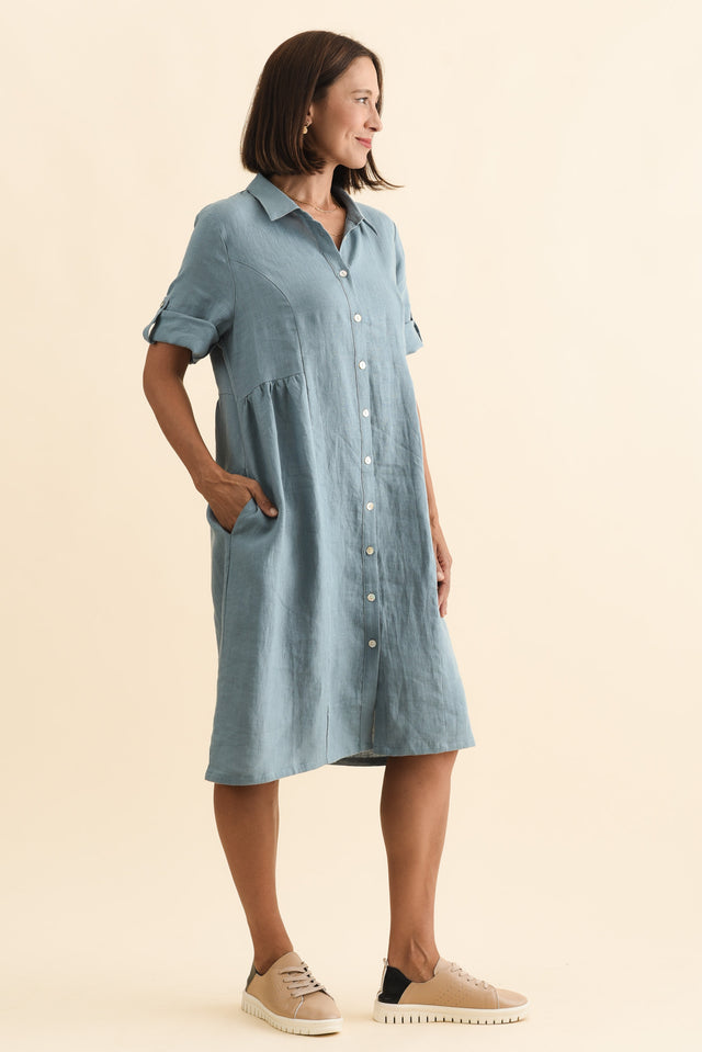 Katy Steel Linen Pocket Dress,Brunette model,alt text|model:Cara image 4