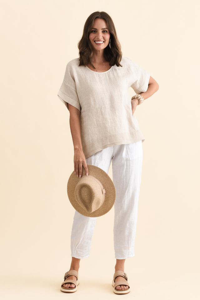 alt text|model:MJ image 3