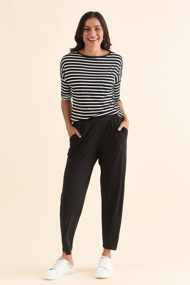 Kennedy Black Stretch Pocket Pants,Full Body,Brunette model,alt text|model:Brontie image 6