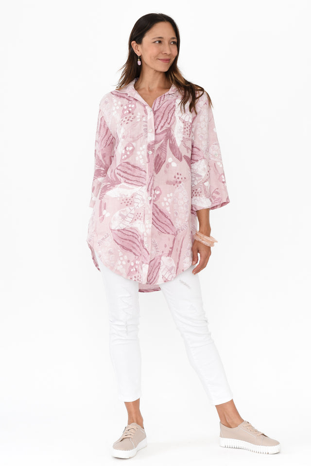 alt text|model:Cara image 7