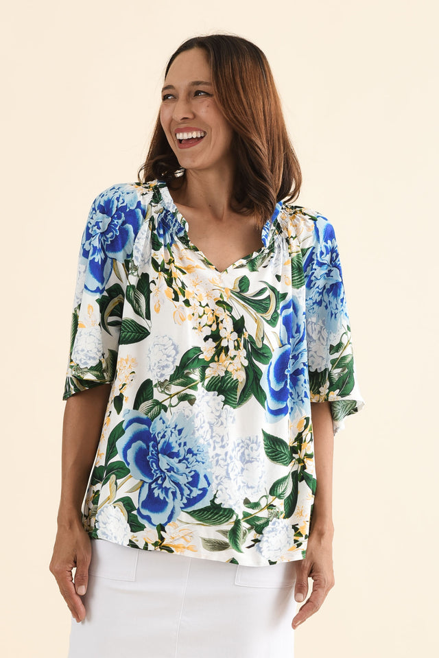 Keylan Blue Floral V Neck Top,Front,Brunette model,alt text|model:Cara image 1
