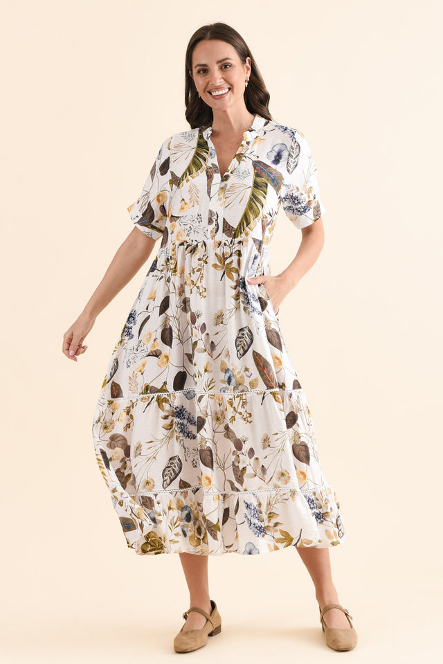 Keziah Green Garden Pocket Dress,Front,Brunette model,alt text|model:MJ image 1
