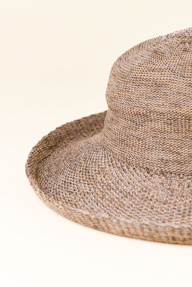 Kit Camel Cancer Council Hat