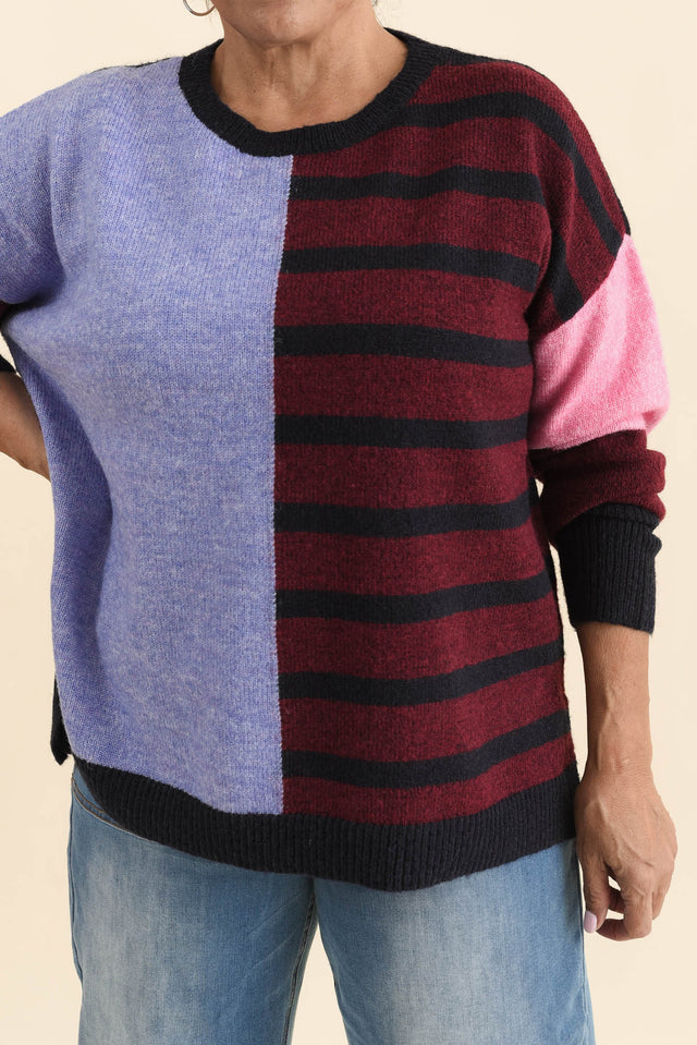 Kit Red Splice Knit Jumper,Detail,Brunette model,alt text|model:Pilita image 5