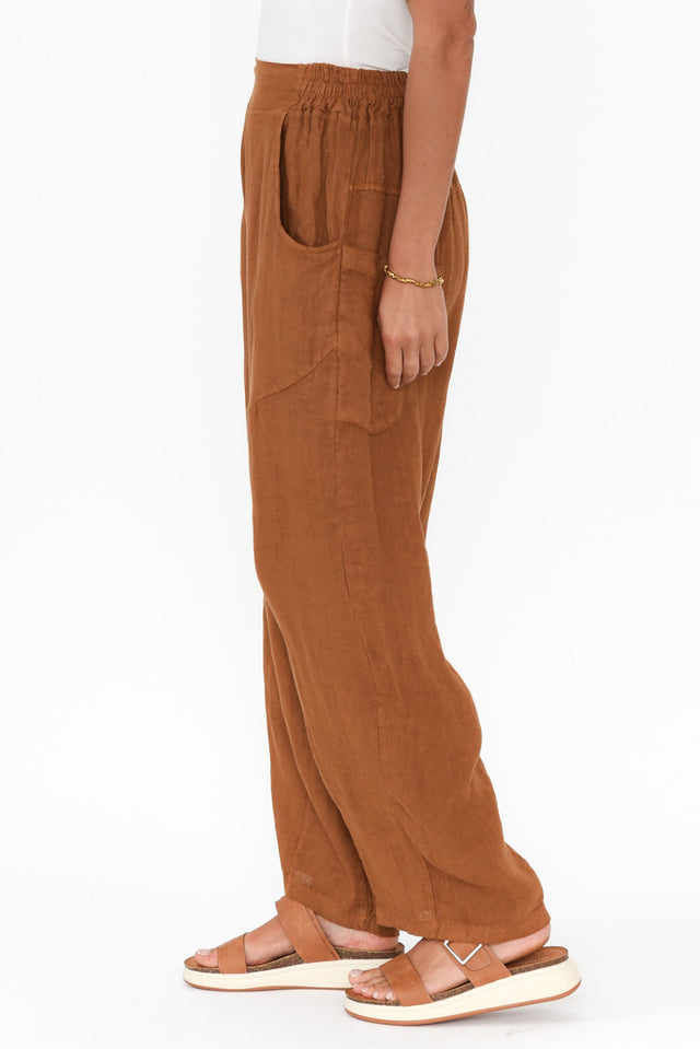 alt text|model:Brontie image 4