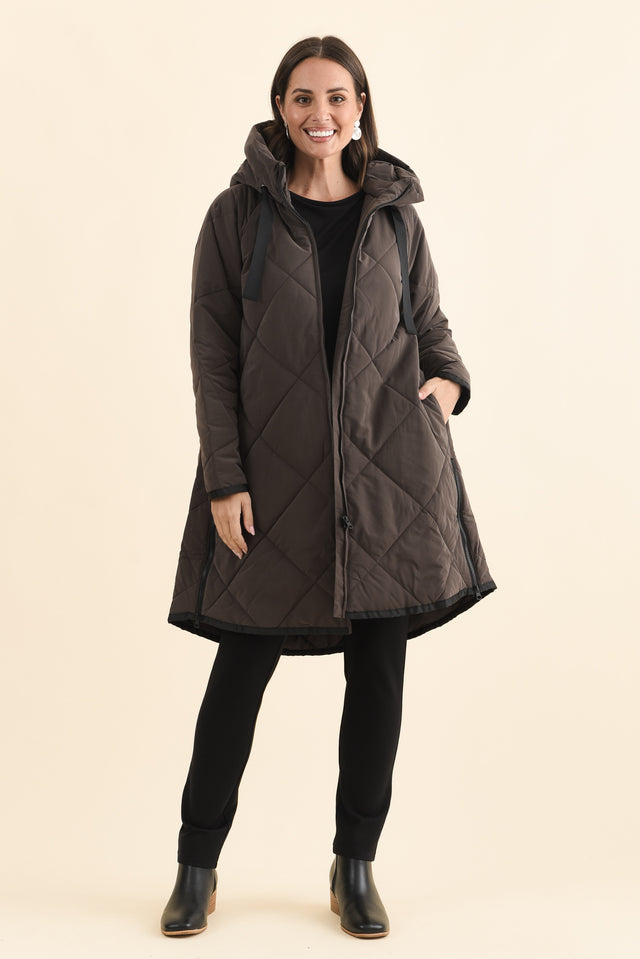 alt text|model:MJ image 7