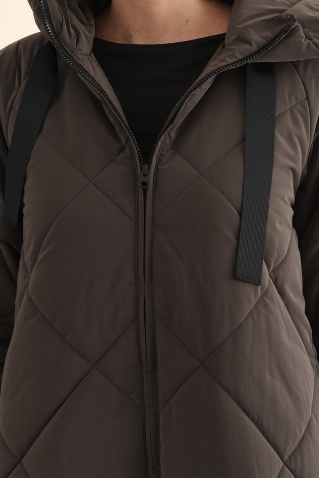 alt text|model:MJ image 5