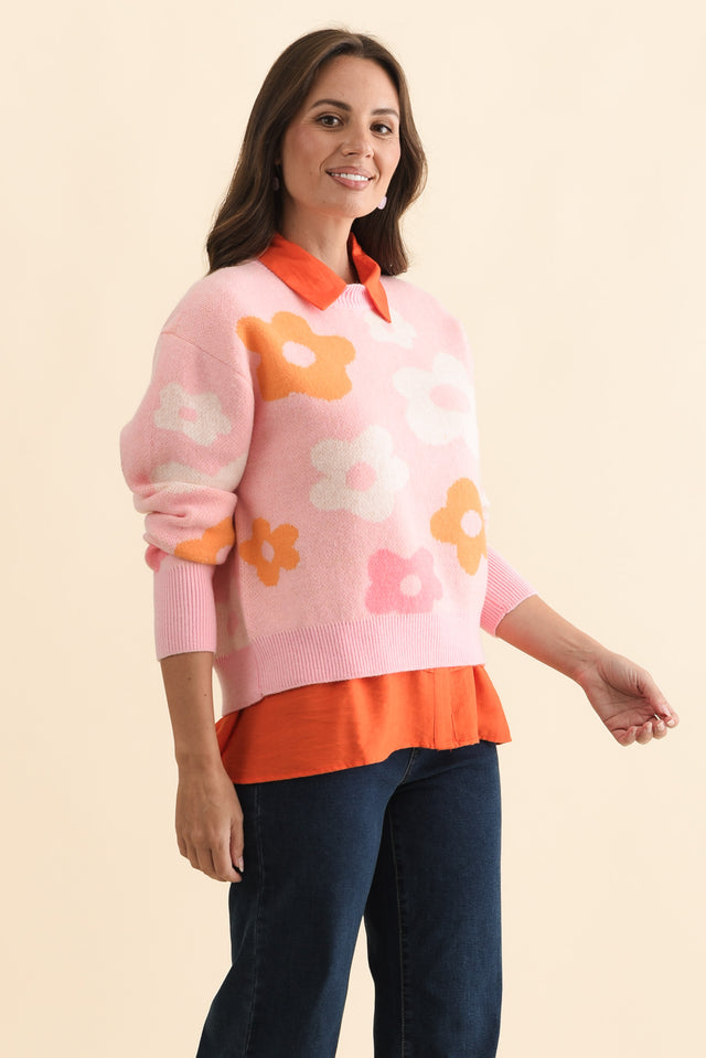Leonie Pink Flower Knit Sweater,Brunette model,alt text|model:MJ image 4