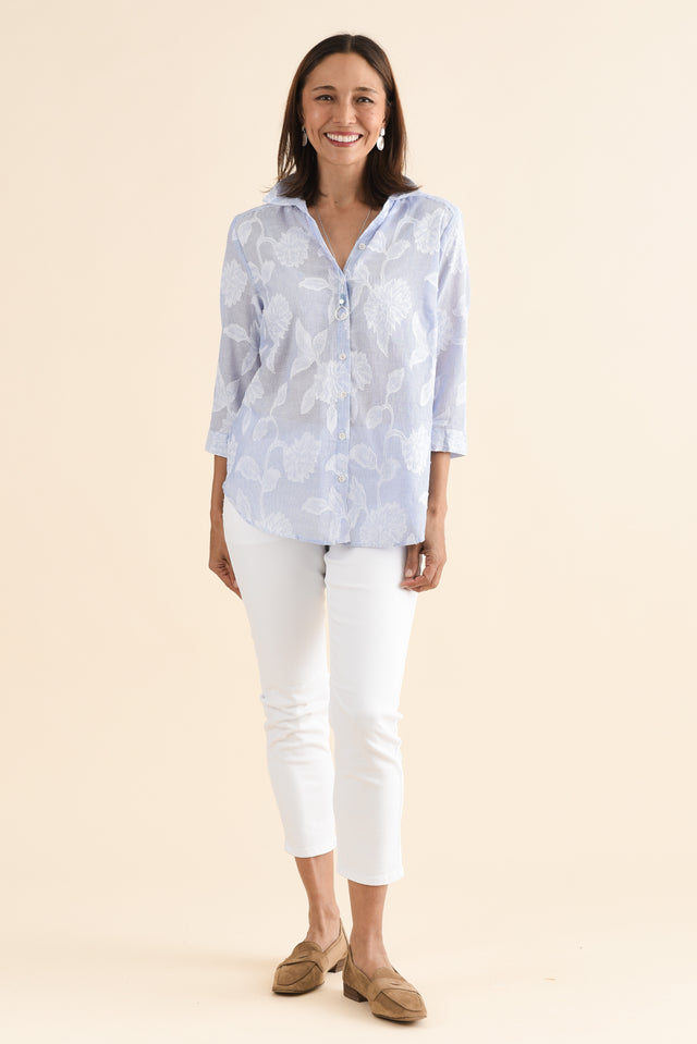 Lilah Blue Garden Cotton 3/4 Sleeved Shirt,Full Body,Brunette model,alt text|model:Cara image 6