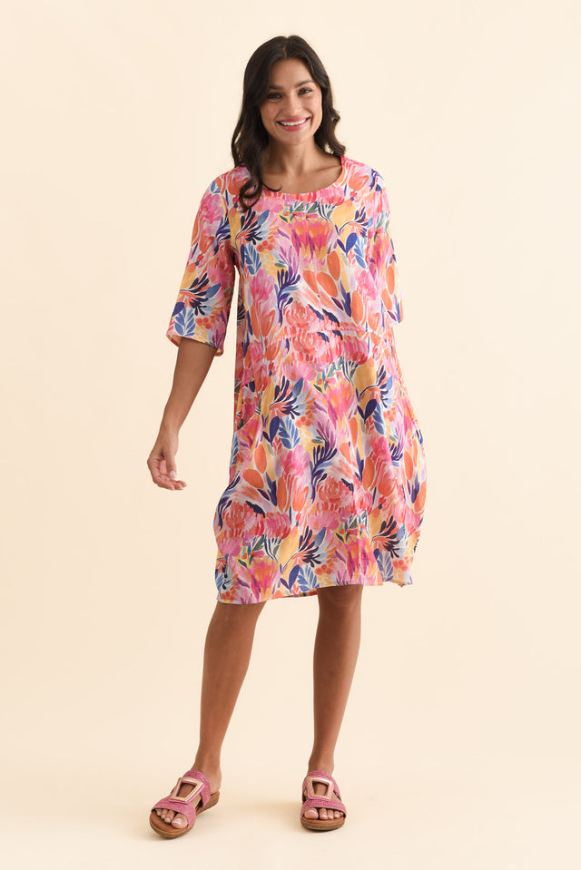 alt text|model:Brontie