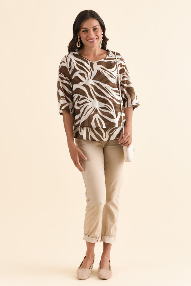 Liora Chocolate Leaf Layered Top,Full Body,Brunette model,alt text|model:Brontie image 6