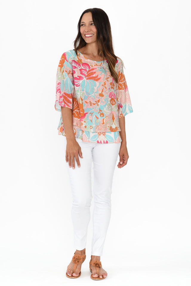 alt text|model:Cara image 7