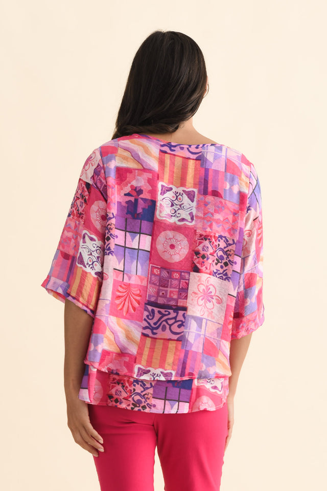 alt text|model:Brontie image 5