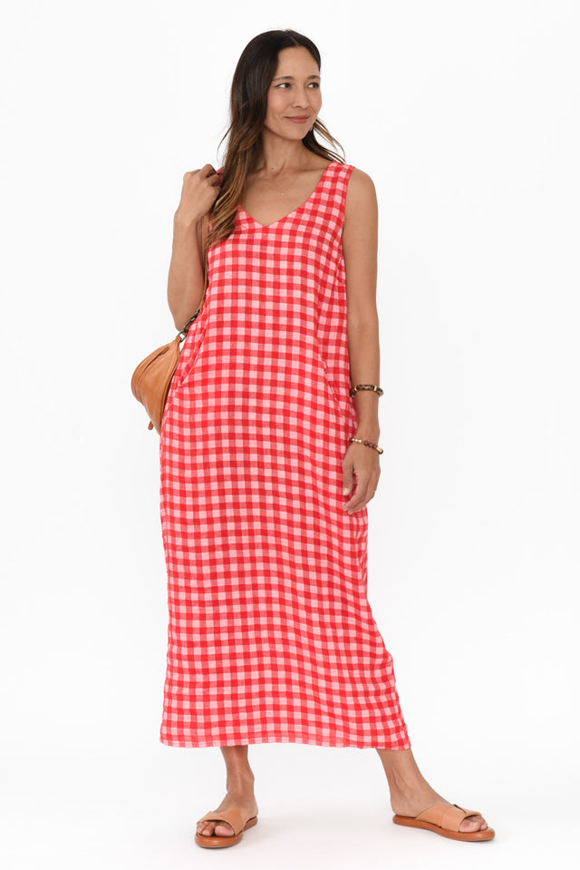 Lisa Red Check Linen Pocket Dress,Brunette model,alt text|model:Cara image 3