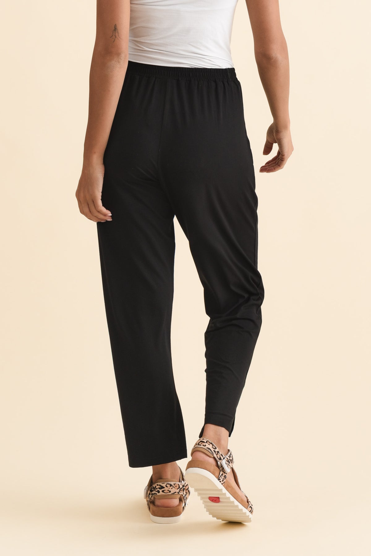 Lopez Black Pocket Pants - Petite - Blue Bungalow AU