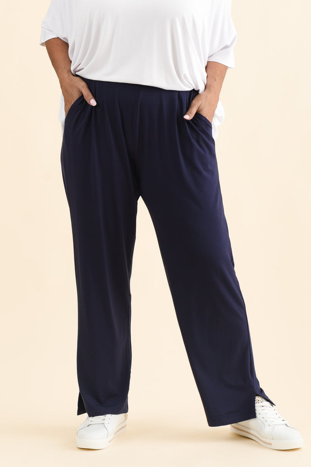 Lopez Navy Pocket Pants,Brunette model,alt text|model:Pilita image 10