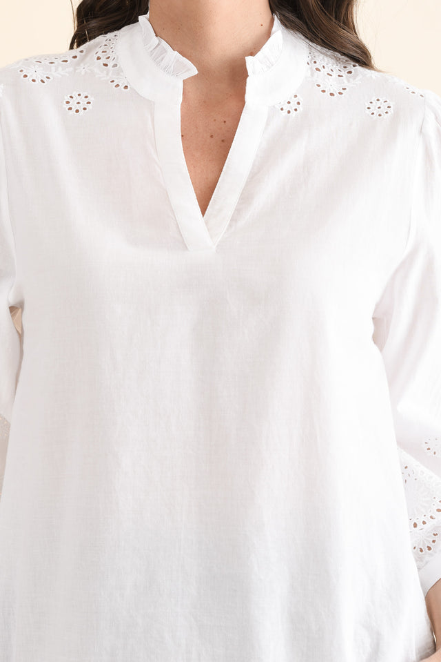 Loretta White Cotton Embroidered Blouse,Detail,Brunette model,alt text|model:MJ image 6