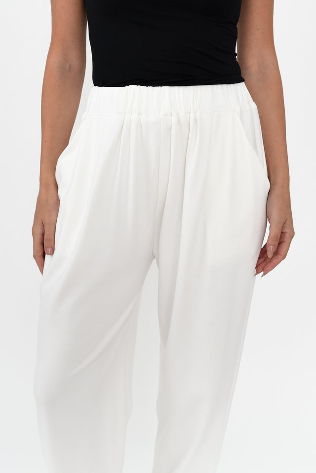 Lune White Everyday Pants
