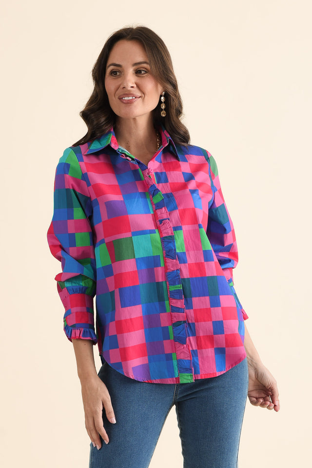 Lure Pink Gingham Cotton Poplin Shirt,brunette model,Front of Outfit,alt text|model:MJ image 1