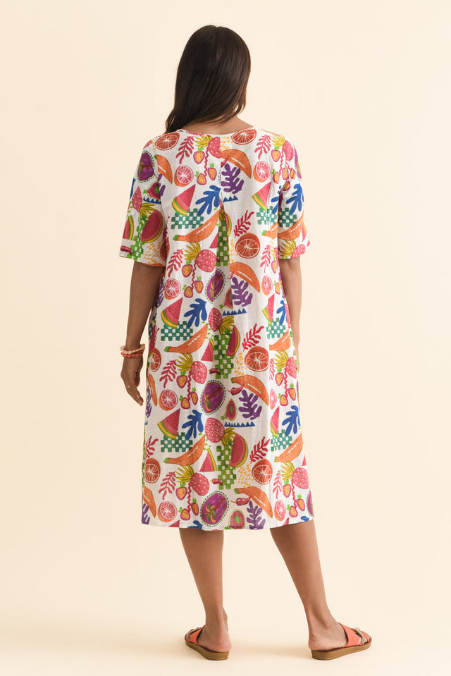 alt text|model:Cara image 5