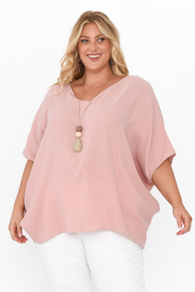 plus-size,curve-tops,plus-size-sleeved-tops,plus-size-tunics,plus-size-cotton-tops alt text|model:Caitlin;wearing:L/XL
