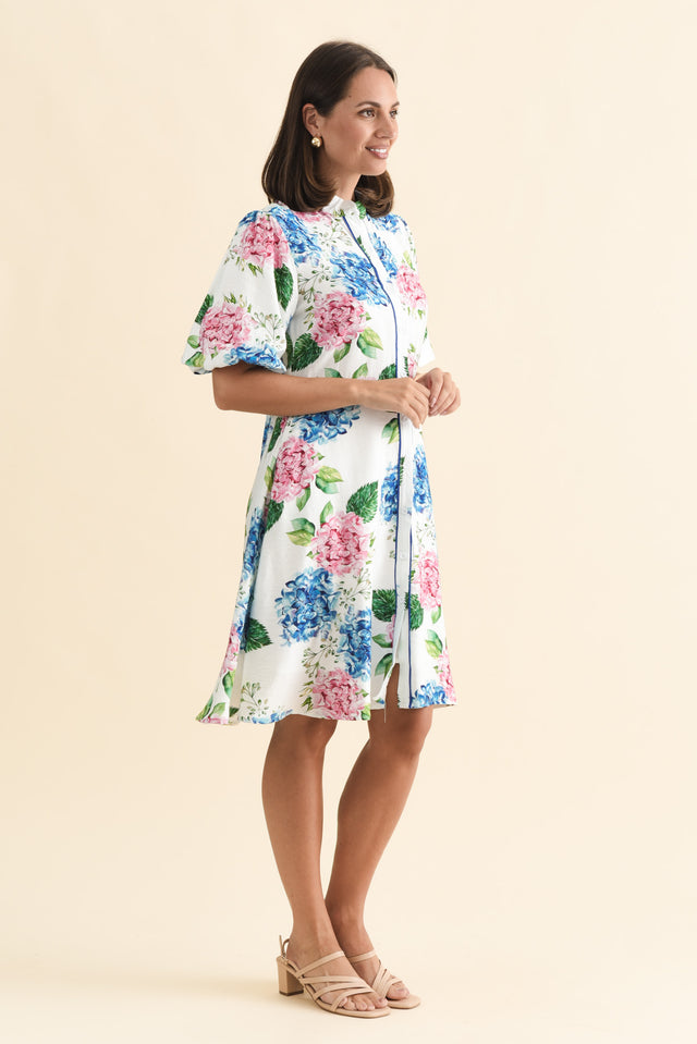 alt text|model:MJ image 4