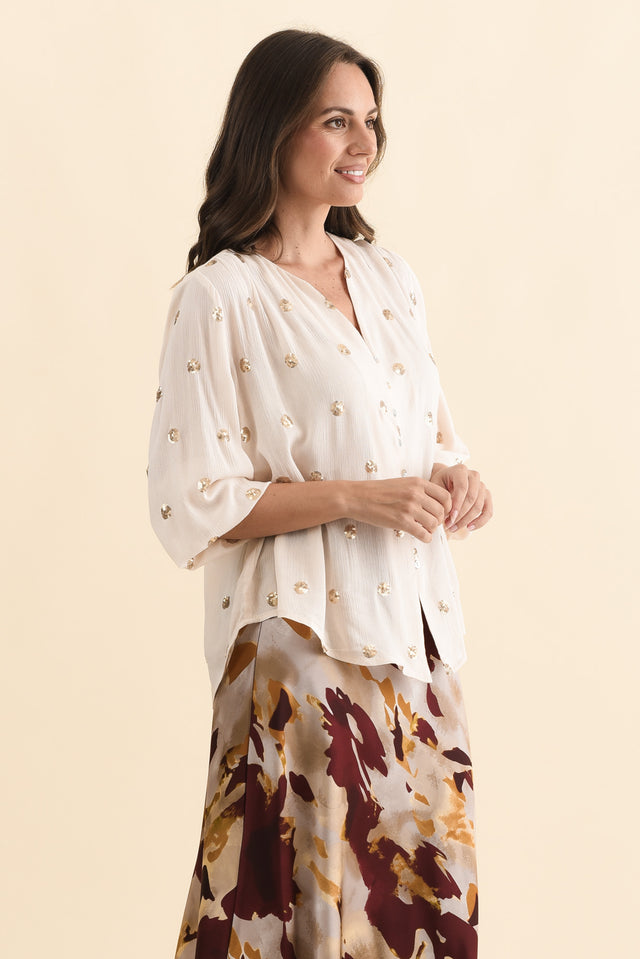 alt text|model:MJ image 3