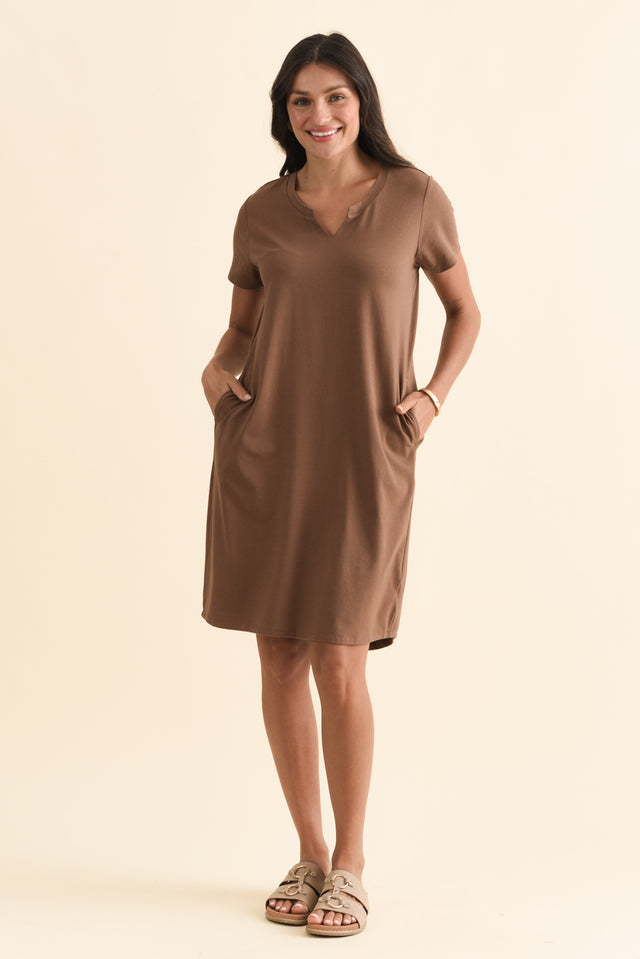 alt text|model:Brontie image 7