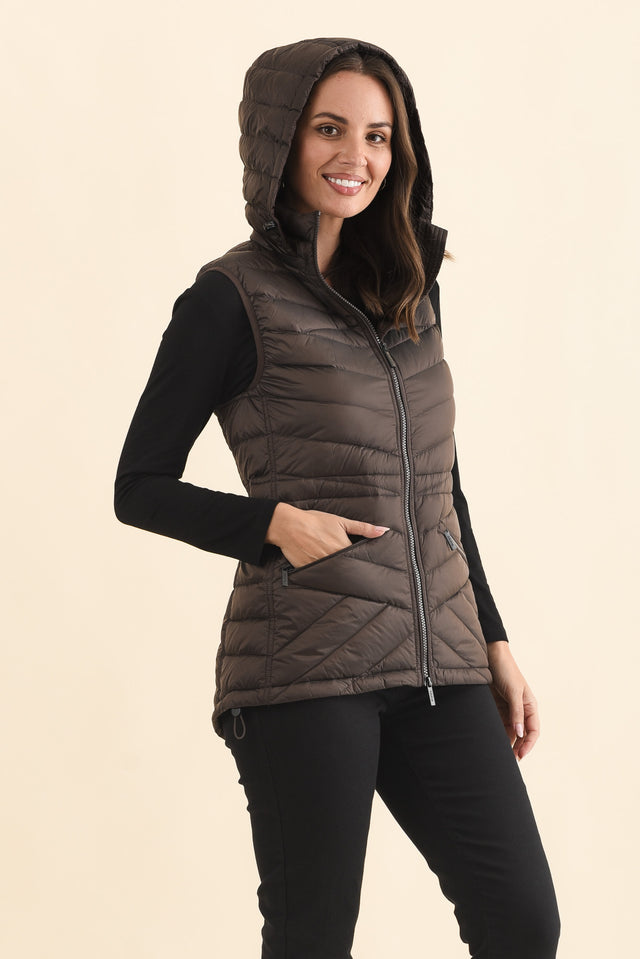 alt text|model:MJ image 4