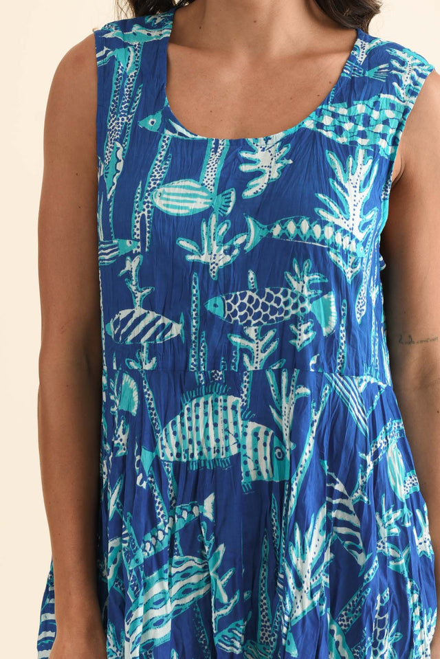 alt text|model:Brontie image 6