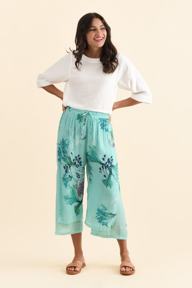 alt text|model:Brontie image 7