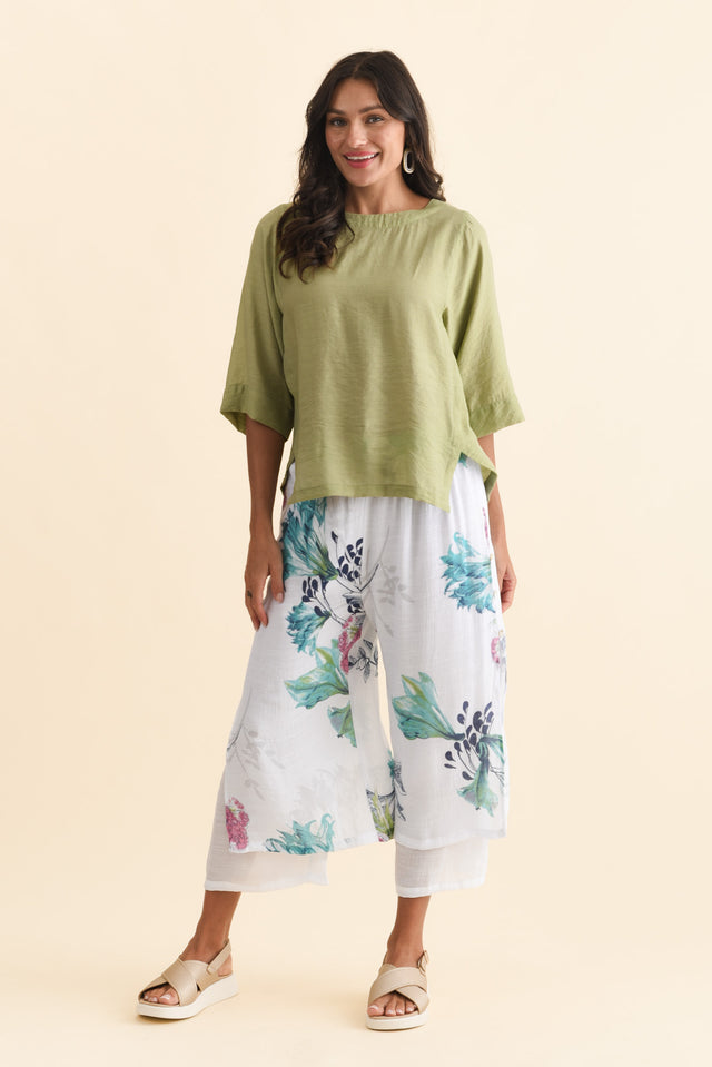 Max White Floral Layered Pants,Brunette model,alt text|model:Brontie image 7