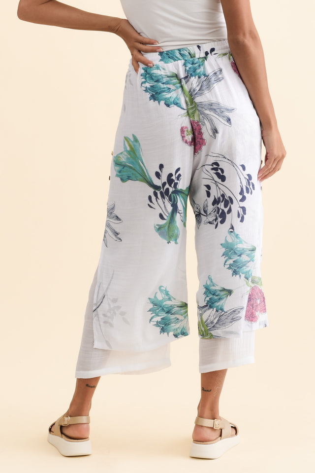 Max White Floral Layered Pants,Brunette model,alt text|model:Brontie image 5