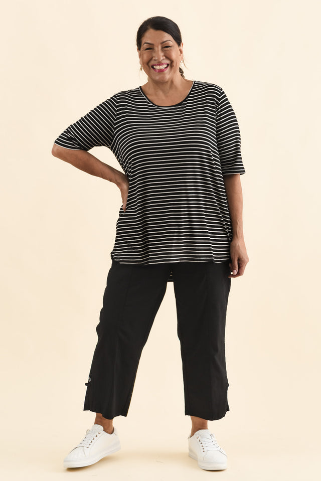 Maya Black Stripe Half Sleeve Tee,Brunette model,alt text|model:Pilita image 9