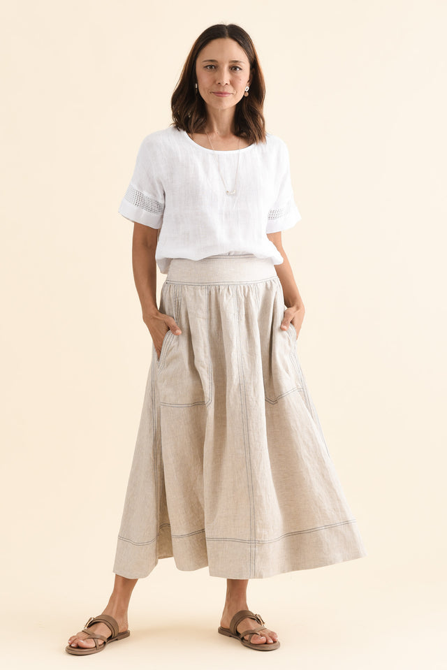 Mayan Natural Contrast Linen Pocket Skirt,Full Body,Brunette model,alt text|model:Cara image 2