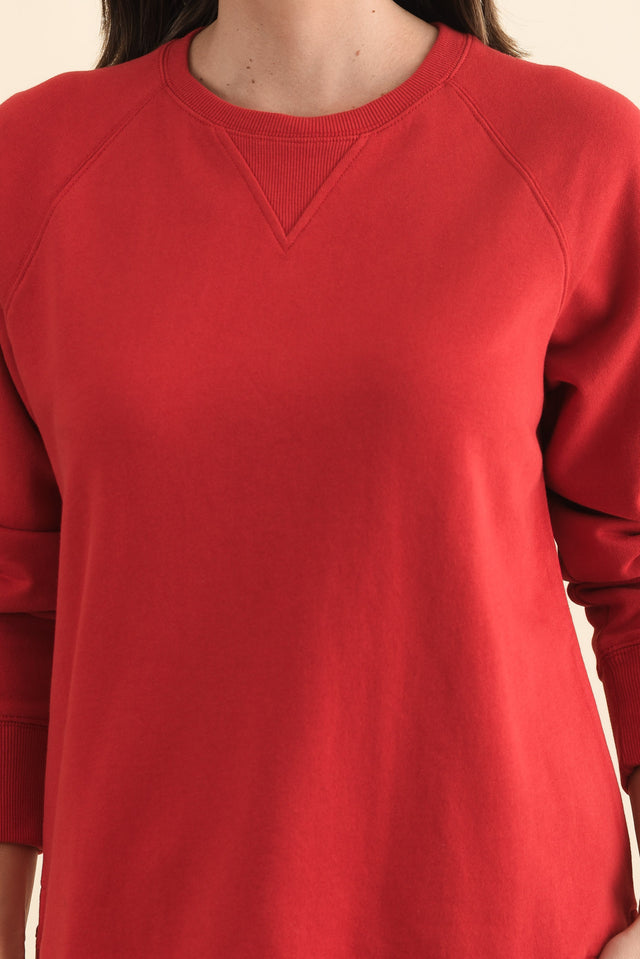 Melbourne Red Cotton Crewneck Sweatshirt,Brunette model,alt text|model:MJ image 5