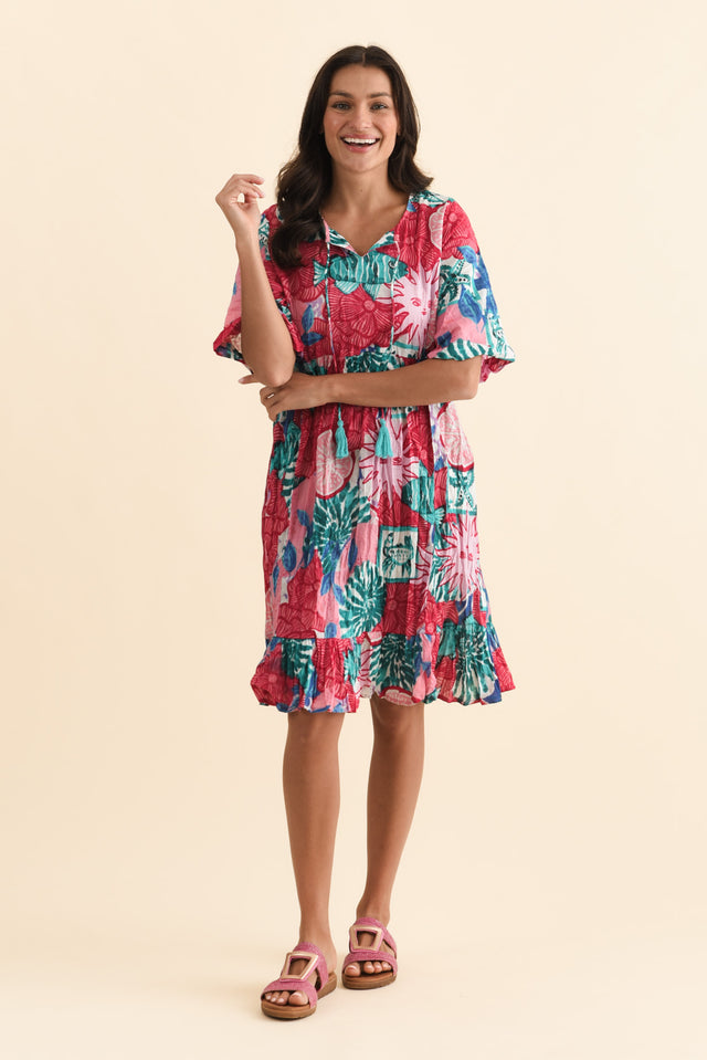 Mila Pink Abstract Crinkle Cotton Dress,Brunette model,alt text|model:Brontie image 7
