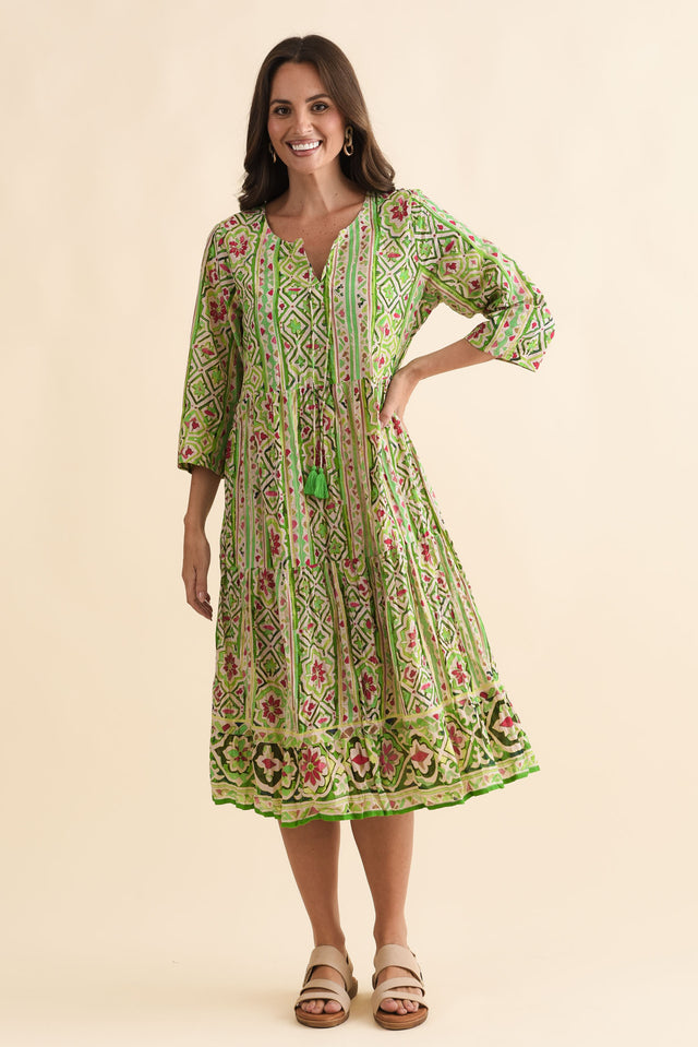 alt text|model:MJ image 6