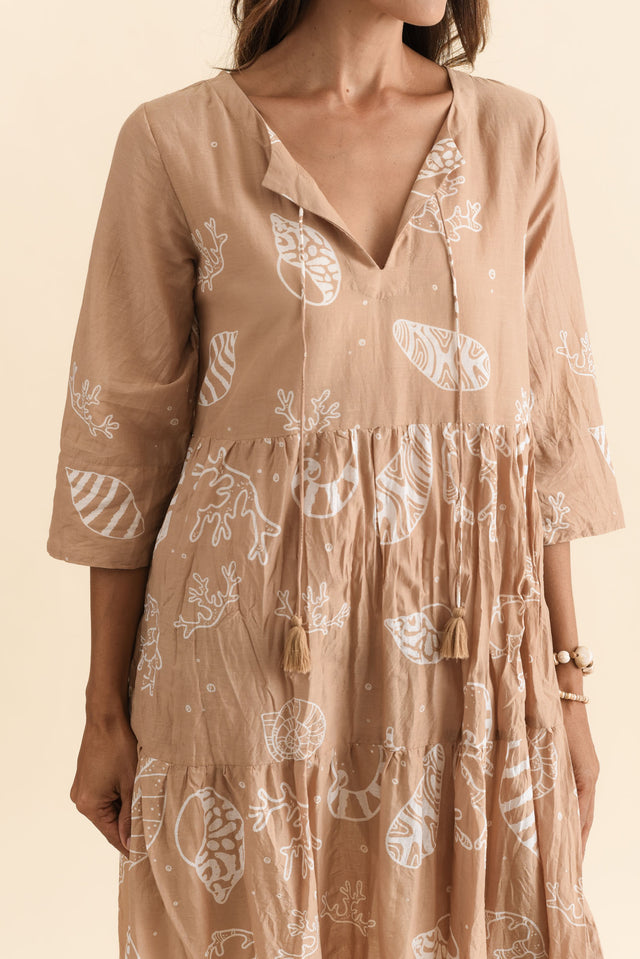 alt text|model:Cara image 6