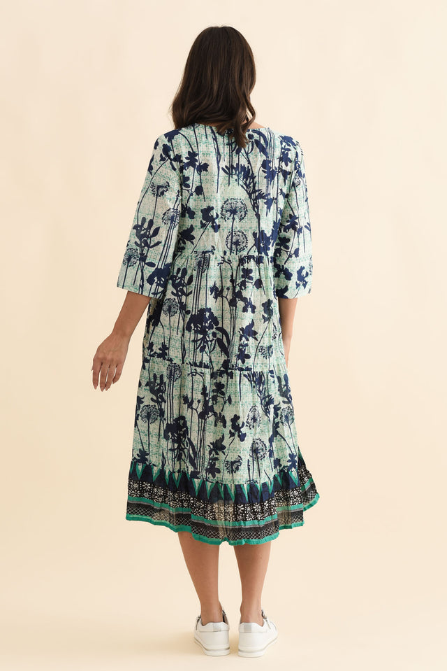 alt text|model:MJ image 4