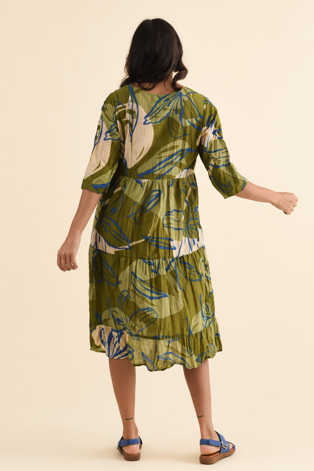 alt text|model:Brontie image 4