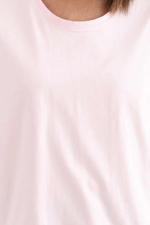 Mindy Pink Cotton Shell Tee,Detail,Brunette model,alt text|model:Cara image 5