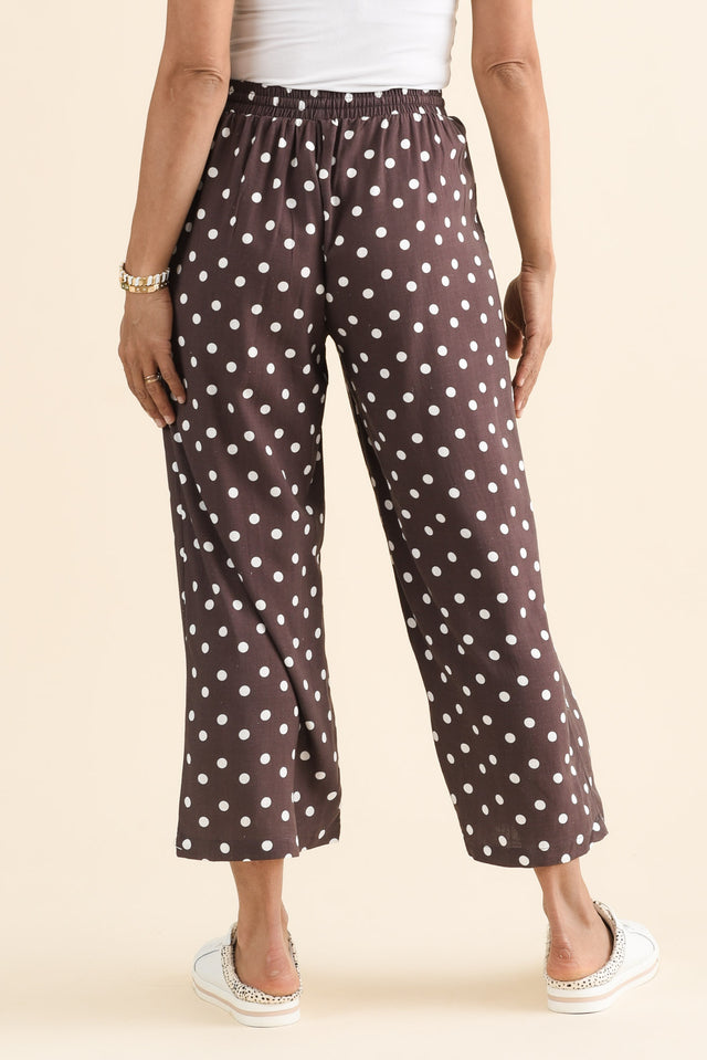 Minnelli Chocolate Spot Linen Cotton Pants,brunette model,Back of Outfit,alt text|model:Cara image 4