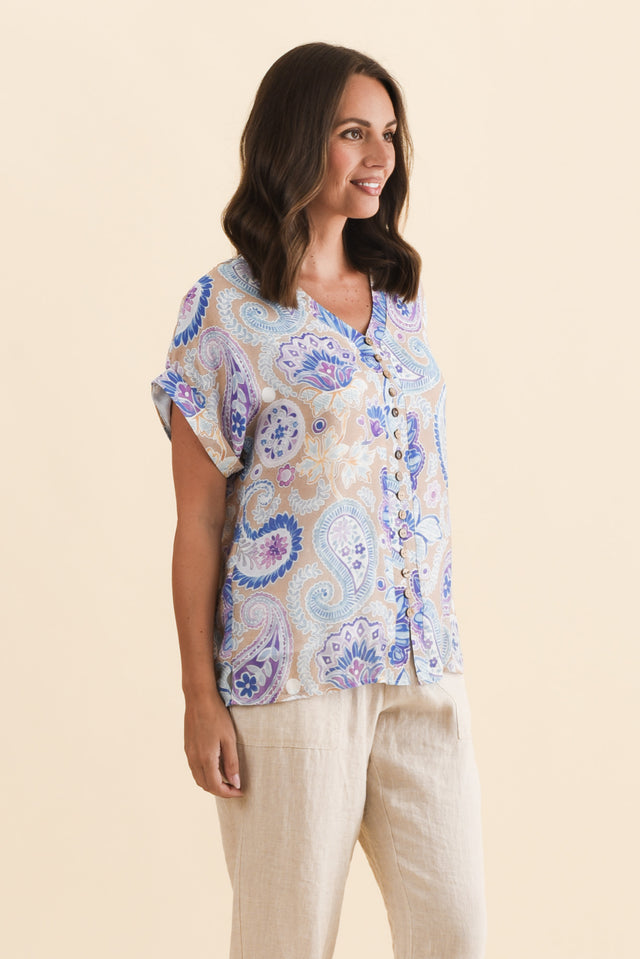 alt text|model:MJ image 4