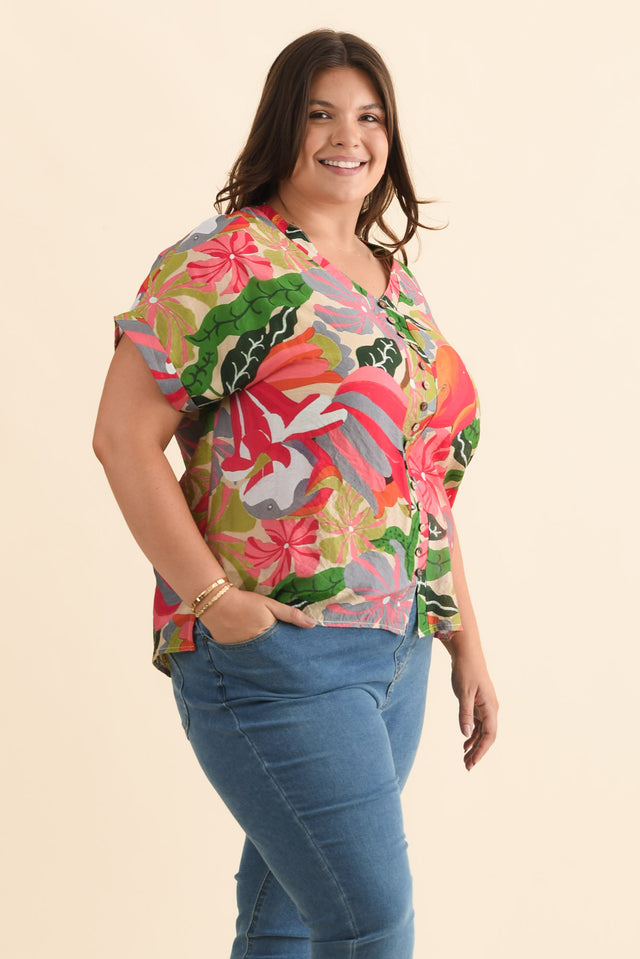 Miray Pink Hibiscus Button Top,Brunette model,alt text|model:Gabby image 10