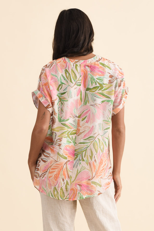 alt text|model:Brontie image 5