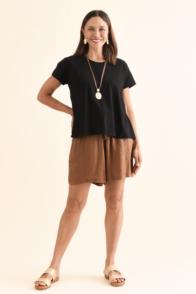 Monroe Black Cotton Pleated Tee,Full Body,Brunette model,alt text|model:Cara image 2