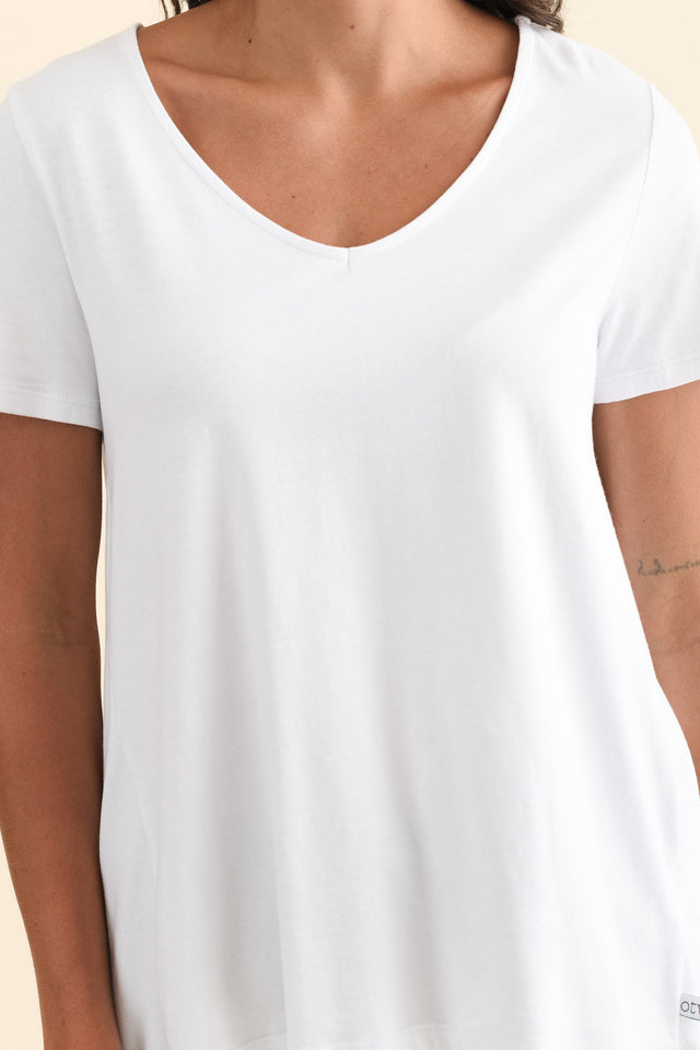 alt text|model:Brontie image 7